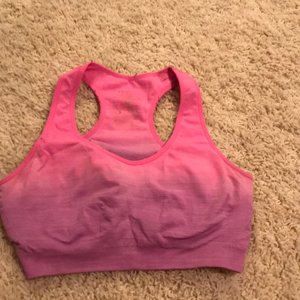 sports bra